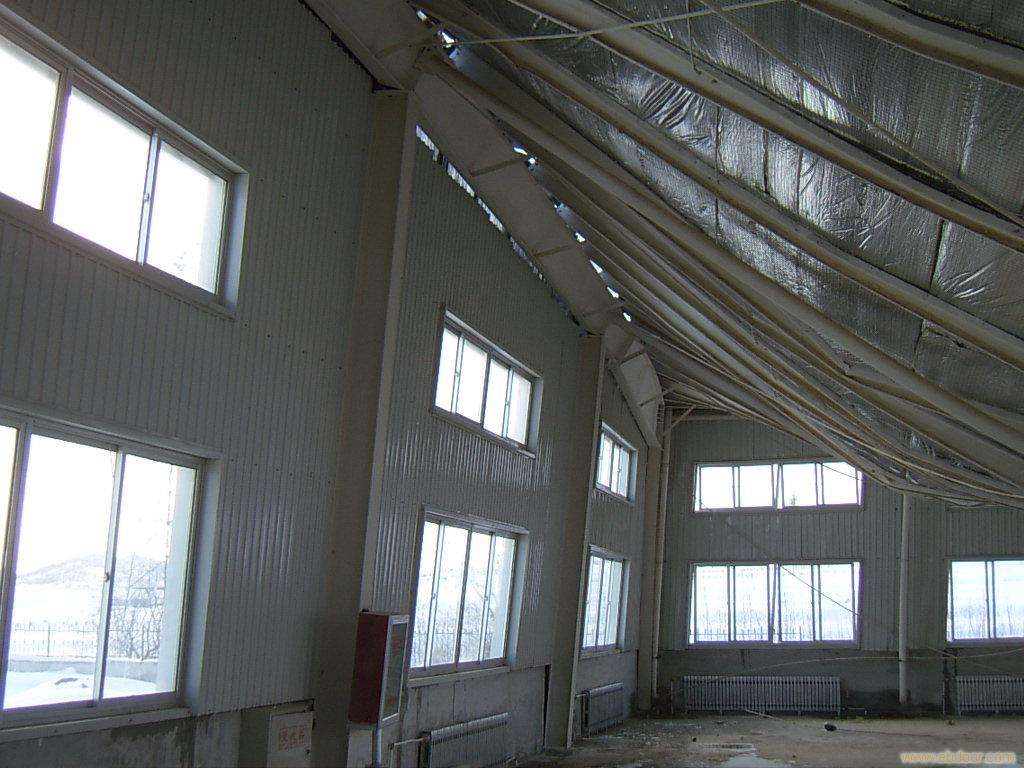 原來鋼結(jié)構(gòu)廠房并沒有那么結(jié)實