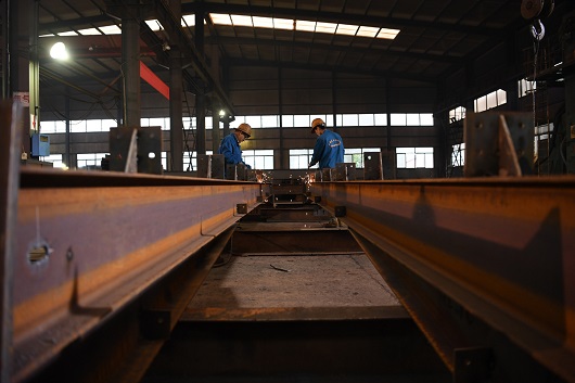 孝義鋼結構生產廠家推進本地經濟綠色發展