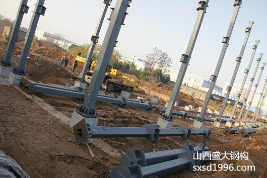 【鋼結構資訊】鋼結構廠房的安全施工和科學管理（一）